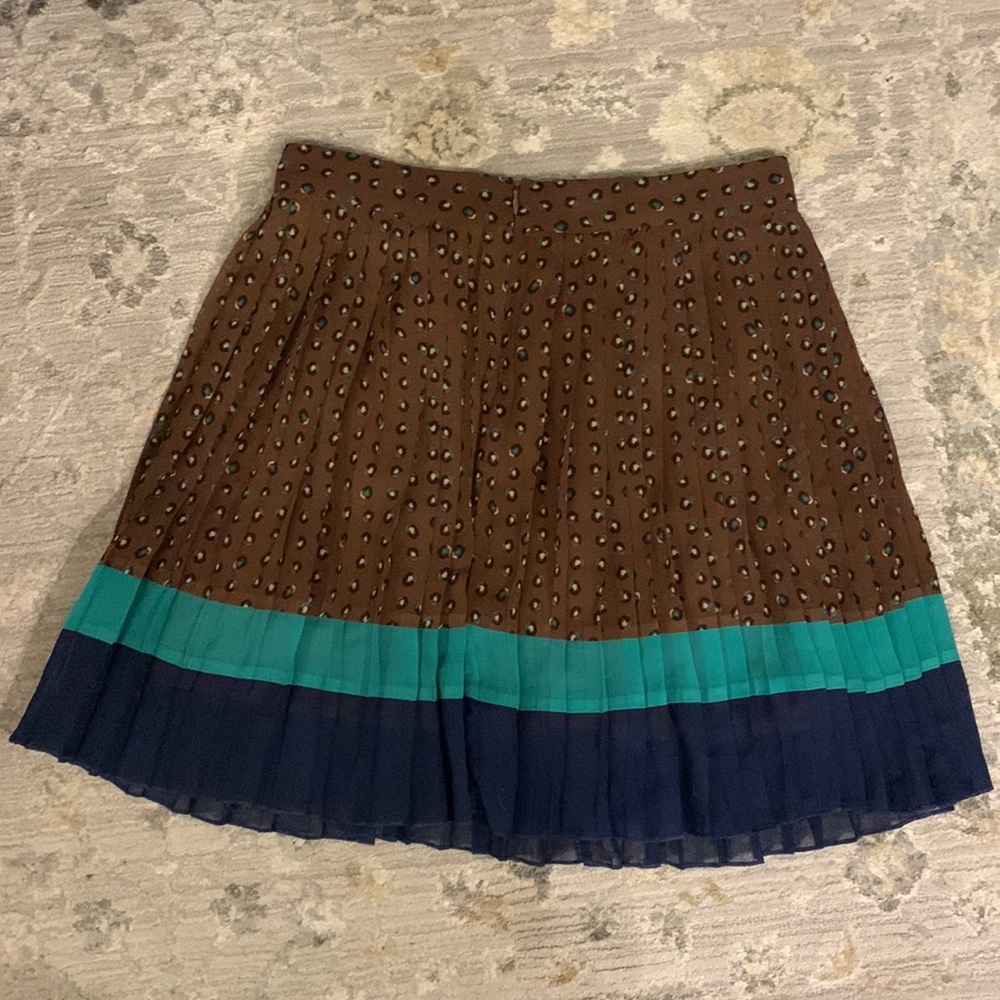 Forever 21 colour block printed pleated mini skirt sizes medium - Picture 3 of 6